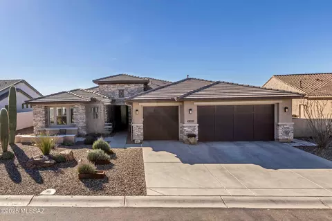 32732 S Cattle Trl, Oracle, AZ 85623