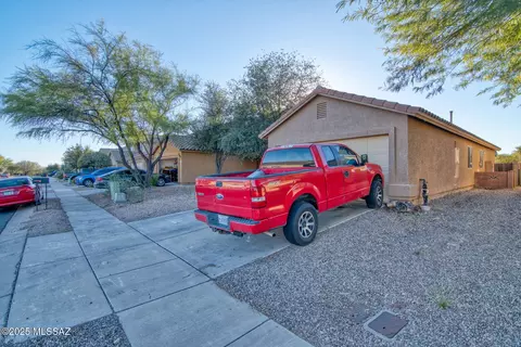 18412 S Copper Basin Dr, Green Valley, AZ 85614