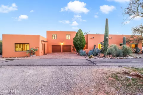 4422 E Cerrada Del Charro, Tucson, AZ 85718
