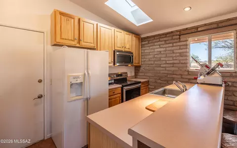 Kitchen - 7989 E Horse Ranch Rd, Saint David, AZ 85630 photo 4 of 4