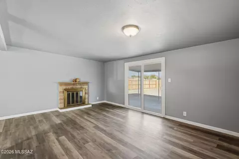 Living - 7901 E 19th Pl, Tucson, AZ 85710 photo 4 of 5