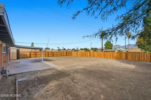 Exterior - 7901 E 19th Pl, Tucson, AZ 85710 photo 7 of 7