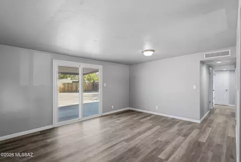 Living - 7901 E 19th Pl, Tucson, AZ 85710 photo 1 of 5