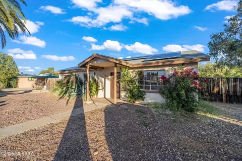 2817 E Glenn St, Tucson, AZ 85716