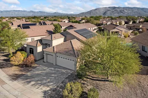 7649 S Pacific Willow Dr, Tucson, AZ 85747