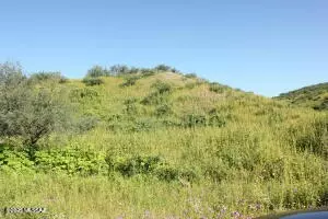 1096 Via Jacaranda, Rio Rico, AZ 85648