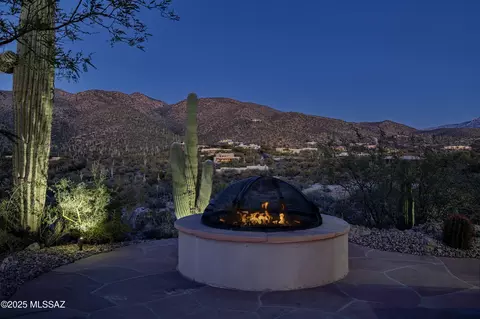 Exterior - 13251 E Saddlerock Rd, Tucson, AZ 85749 photo 5 of 11