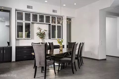 Dining - 13251 E Saddlerock Rd, Tucson, AZ 85749 photo 1 of 3