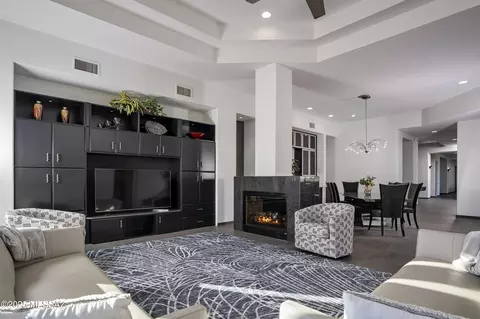 Living - 13251 E Saddlerock Rd, Tucson, AZ 85749 photo 3 of 3