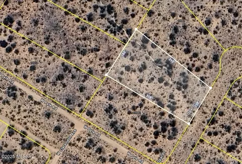 15982 Opal Pl, Tucson, AZ 85736 photo 2