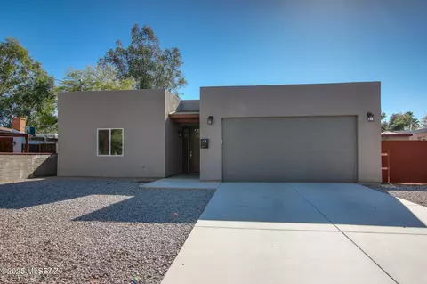 3304 Elida St, Tucson, AZ 85716
