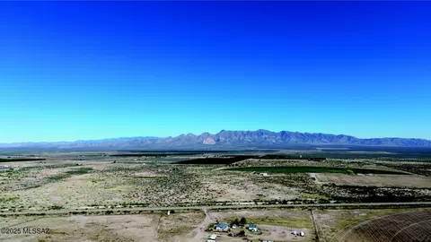 17 N 64 Acre N Central Hwy, Elfrida, AZ 85610