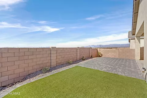 Exterior - 10112 S Arnold Ranch Ct, Vail, AZ 85641 photo 4 of 6
