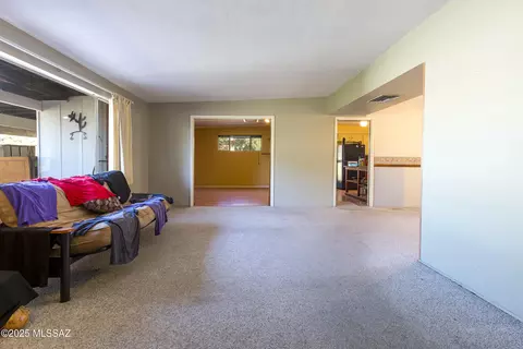 Living - 4902 E Copper St, Tucson, AZ 85712 photo 2 of 9