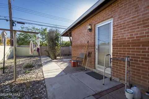 Exterior - 4902 E Copper St, Tucson, AZ 85712 photo 14 of 24