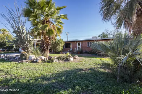 4902 E Copper St, Tucson, AZ 85712