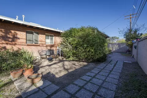 Exterior - 4902 E Copper St, Tucson, AZ 85712 photo 9 of 24