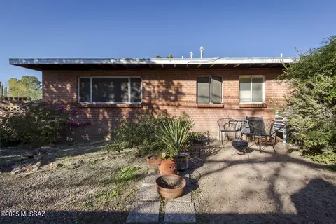 Exterior - 4902 E Copper St, Tucson, AZ 85712 photo 8 of 24