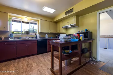 Kitchen - 4902 E Copper St, Tucson, AZ 85712 photo 3 of 5