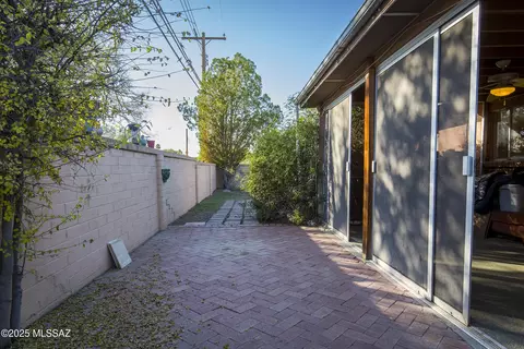 Exterior - 4902 E Copper St, Tucson, AZ 85712 photo 16 of 24