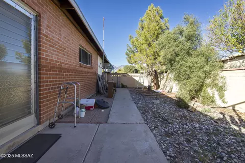 Exterior - 4902 E Copper St, Tucson, AZ 85712 photo 13 of 24