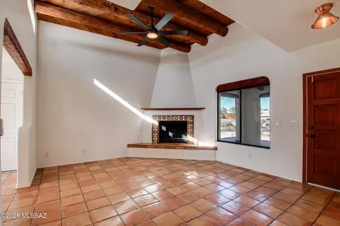 4037 W Isis Dr, Tucson, AZ 85741