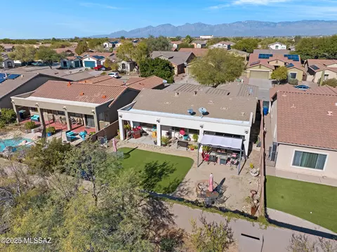 View/Area - 10584 E Rose Hill St, Tucson, AZ 85747 photo 2 of 5