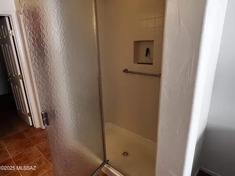 Bath - 63741 E Vacation Dr, Tucson, AZ 85739 photo 2 of 3