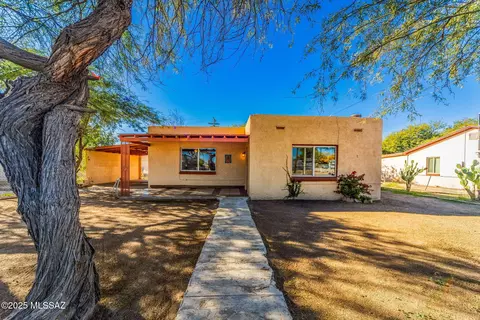 3702 S Clark Ave, Tucson, AZ 85713