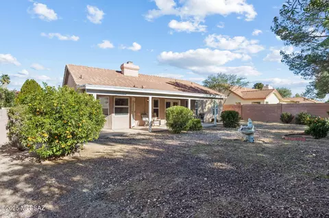 Exterior - 9960 E Covington St, Tucson, AZ 85748 photo 5 of 7