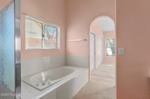 Entry Way - 9960 E Covington St, Tucson, AZ 85748 photo 3 of 3