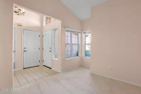 Entry Way - 9960 E Covington St, Tucson, AZ 85748 photo 2 of 3
