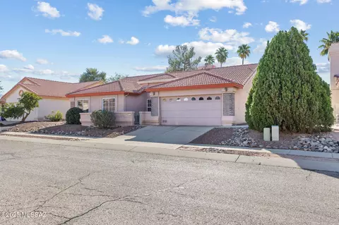 Exterior - 9960 E Covington St, Tucson, AZ 85748 photo 6 of 7