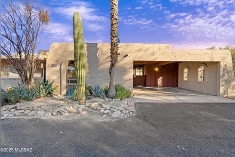 5132 N Pueblo Villas Dr, Tucson, AZ 85704