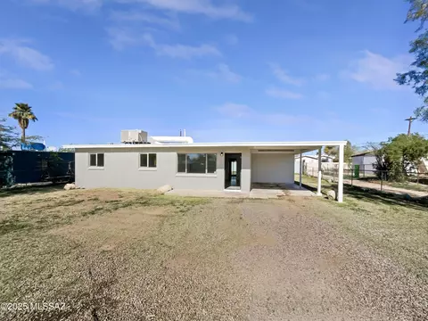 802 W Tipton Dr, Tucson, AZ 85705