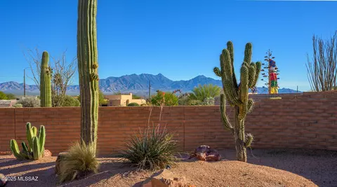 859 S Paseo De La Lira, Green Valley, AZ 85614