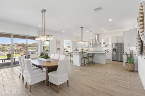 12802 E Tortoise Pointe Dr, Vail, AZ 85641