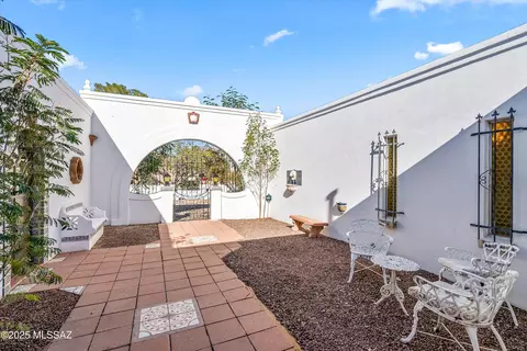Exterior - 2302 E Mitchell St, Tucson, AZ 85719 photo 5 of 11
