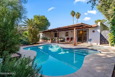 Exterior - 2302 E Mitchell St, Tucson, AZ 85719 photo 8 of 11