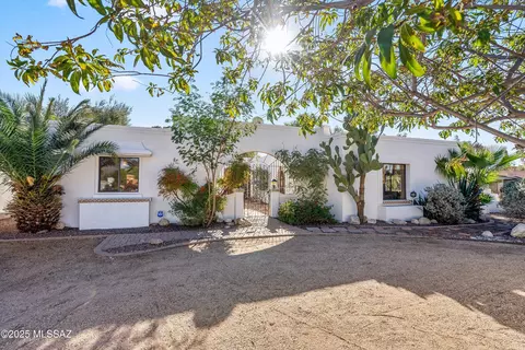 2302 E Mitchell St, Tucson, AZ 85719