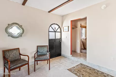 Entry Way - 2302 E Mitchell St, Tucson, AZ 85719 photo 4 of 5