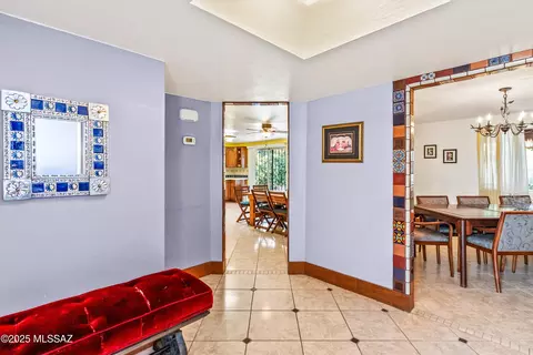 Entry Way - 2302 E Mitchell St, Tucson, AZ 85719 photo 2 of 5