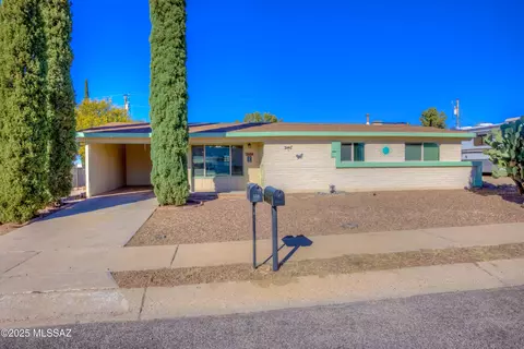 150 W Cn Rock St, Corona De Tucson, AZ 85641