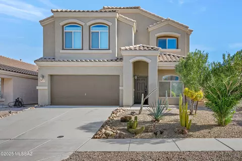 6733 S Stone Fly Dr, Tucson, AZ 85757