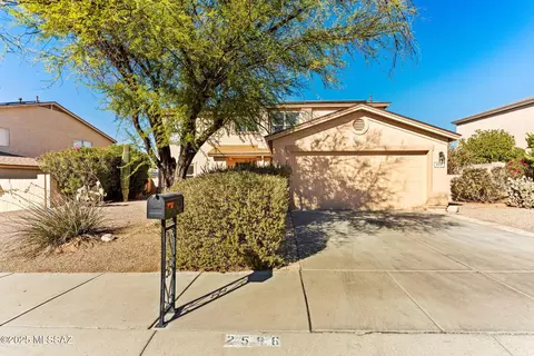 2596 W Calle Senor Roberto, Tucson, AZ 85741