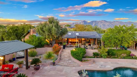 4425 N Hacienda Del Sol Rd, Tucson, AZ 85718