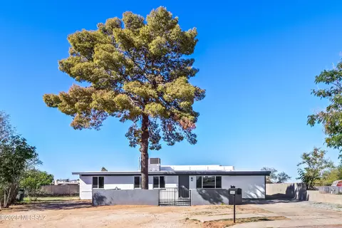7605 E Irvington Rd, Tucson, AZ 85730