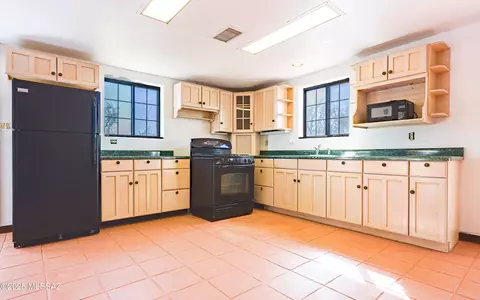 1151 E Border Rd, Bisbee, AZ 85603 photo 5