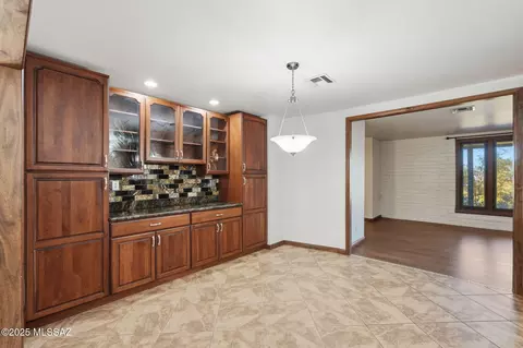 Dining - 852 S Stuart Pl, Tucson, AZ 85710 photo 1 of 1