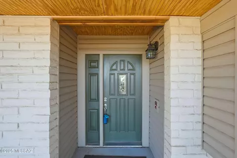 Entry Way - 852 S Stuart Pl, Tucson, AZ 85710 photo 1 of 2
